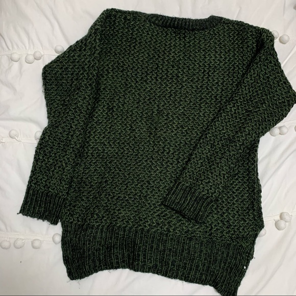 Green and Black Sweater - Picture 3 of 4